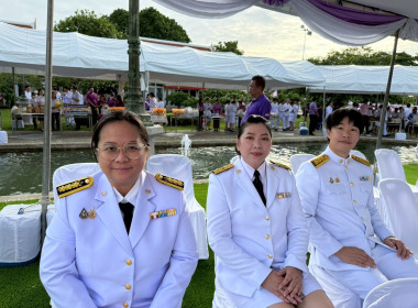 พิธีทำบุญตักบาตรเพื่อถวายเป็นพระราชกุศล ... พารามิเตอร์รูปภาพ 14